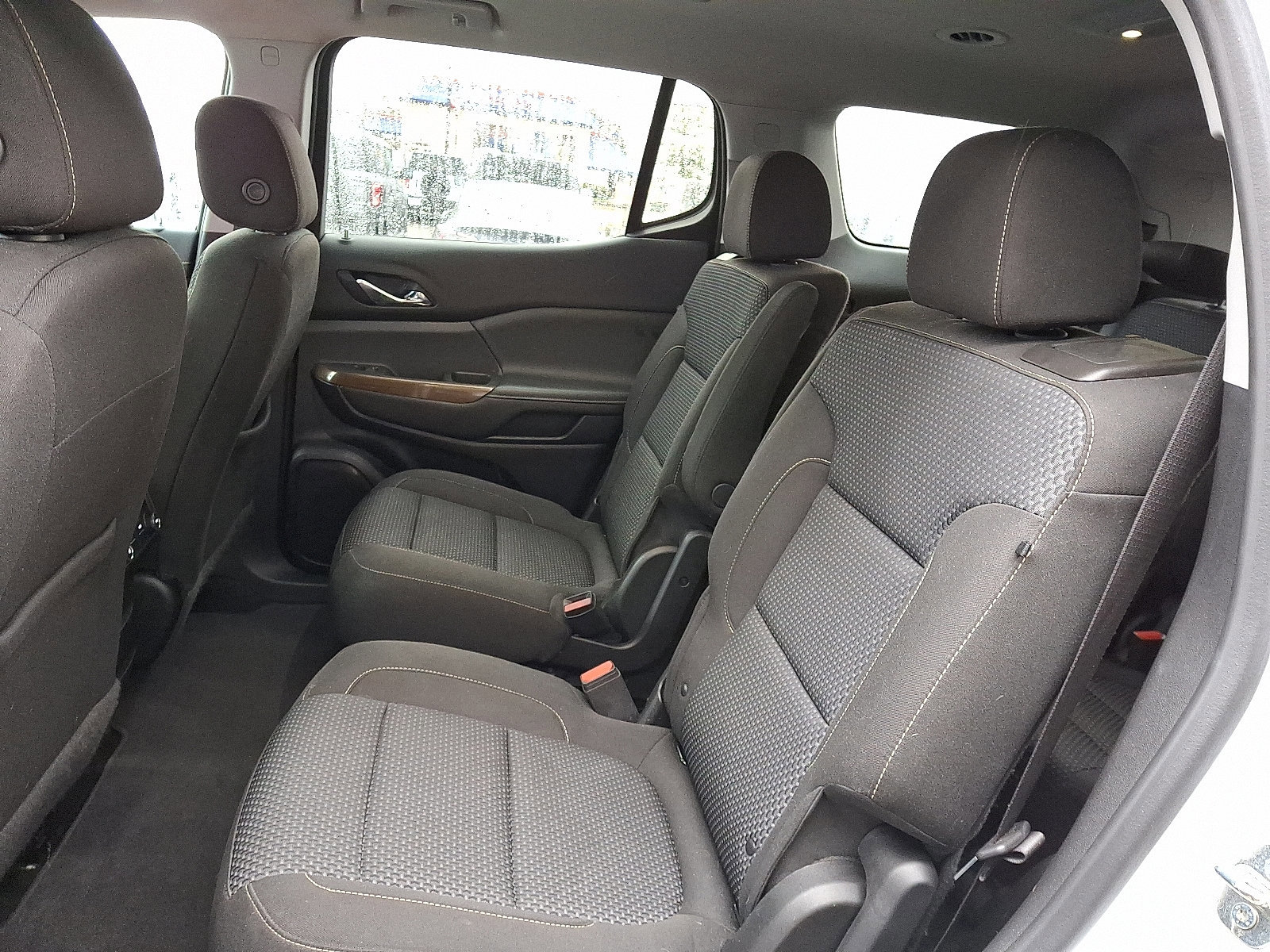 Used 2021 GMC Acadia SLE image 11