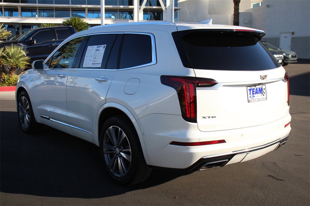 Used 2020 Cadillac XT6 Premium Luxury image 4