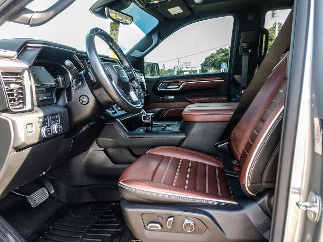 Used 2024 GMC Sierra 1500 Denali Ultimate AWD/4WD image 11