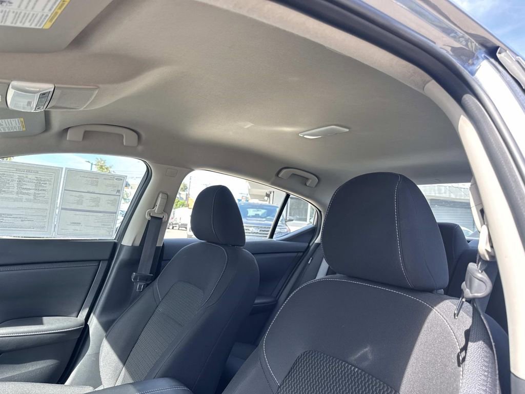 Used 2022 Nissan Sentra S w/ Electronics Package FWD image 18