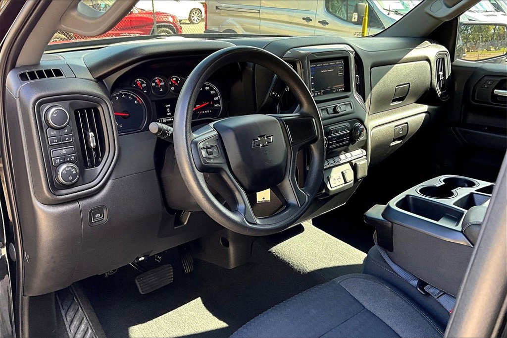 Used 2022 Chevrolet Silverado 1500 Custom Trail Boss w/ LPO, Dark Essentials Package image 13