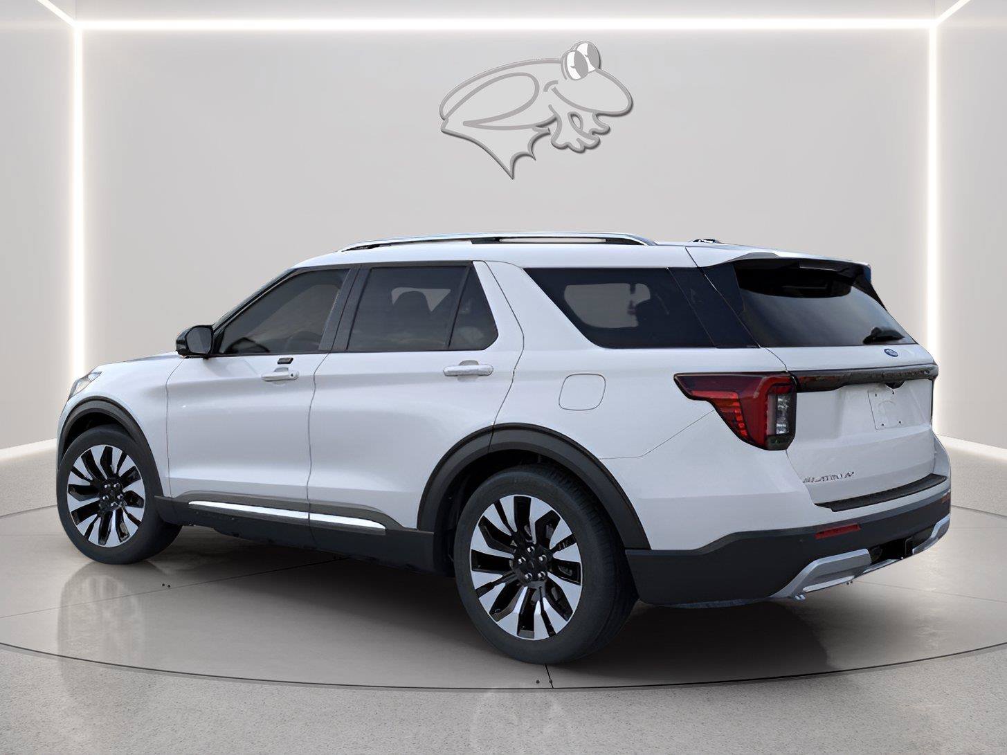 Certified 2026 Ford Explorer Platinum w/ LUX Leather Package AWD/4WD image 4