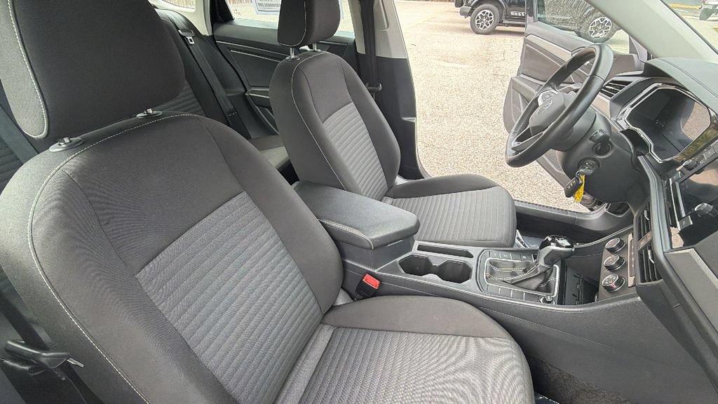 Used 2024 Volkswagen Jetta S FWD image 28