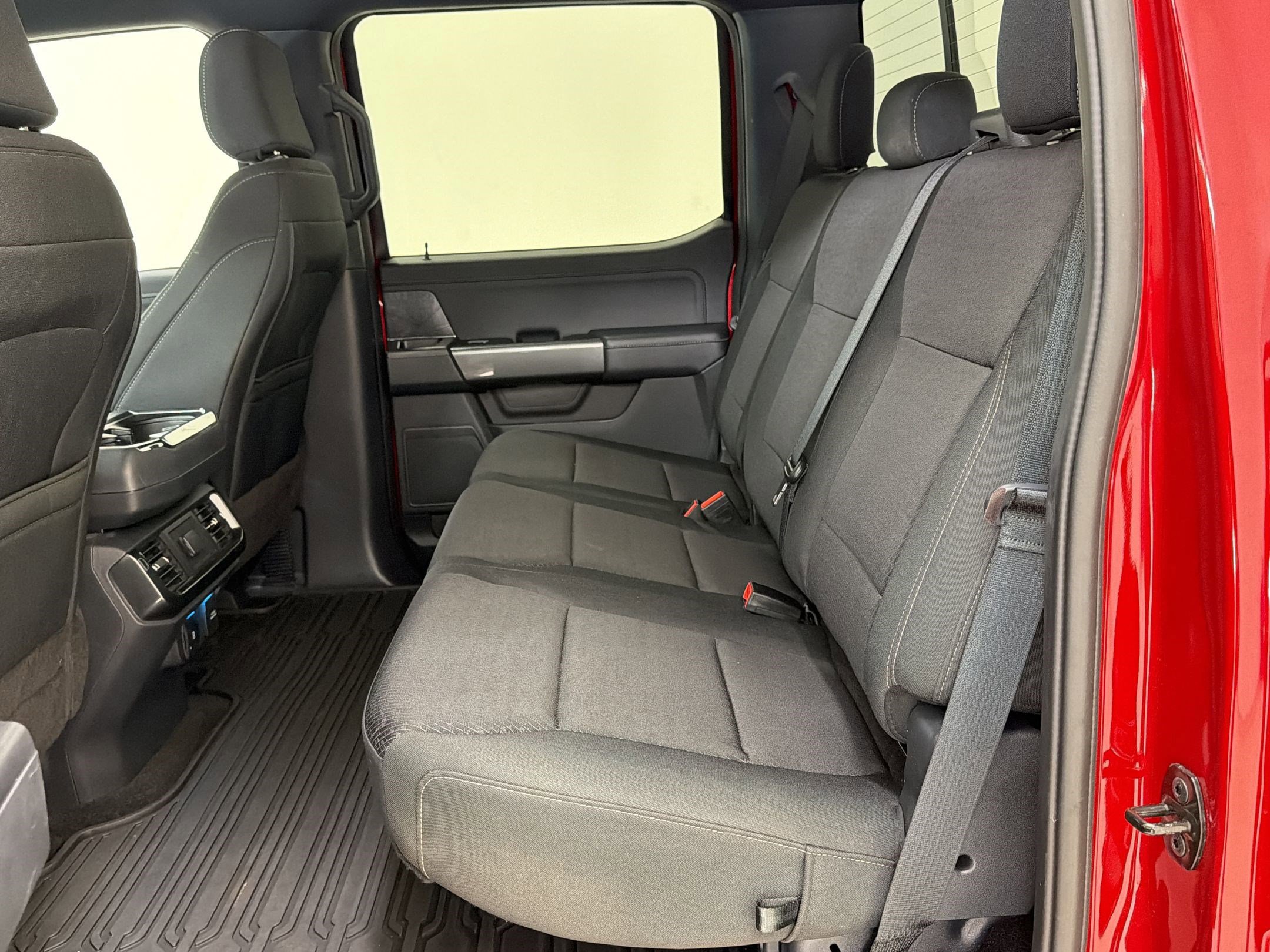 Certified 2022 Ford F150 XLT w/ Equipment Group 302A High image 14