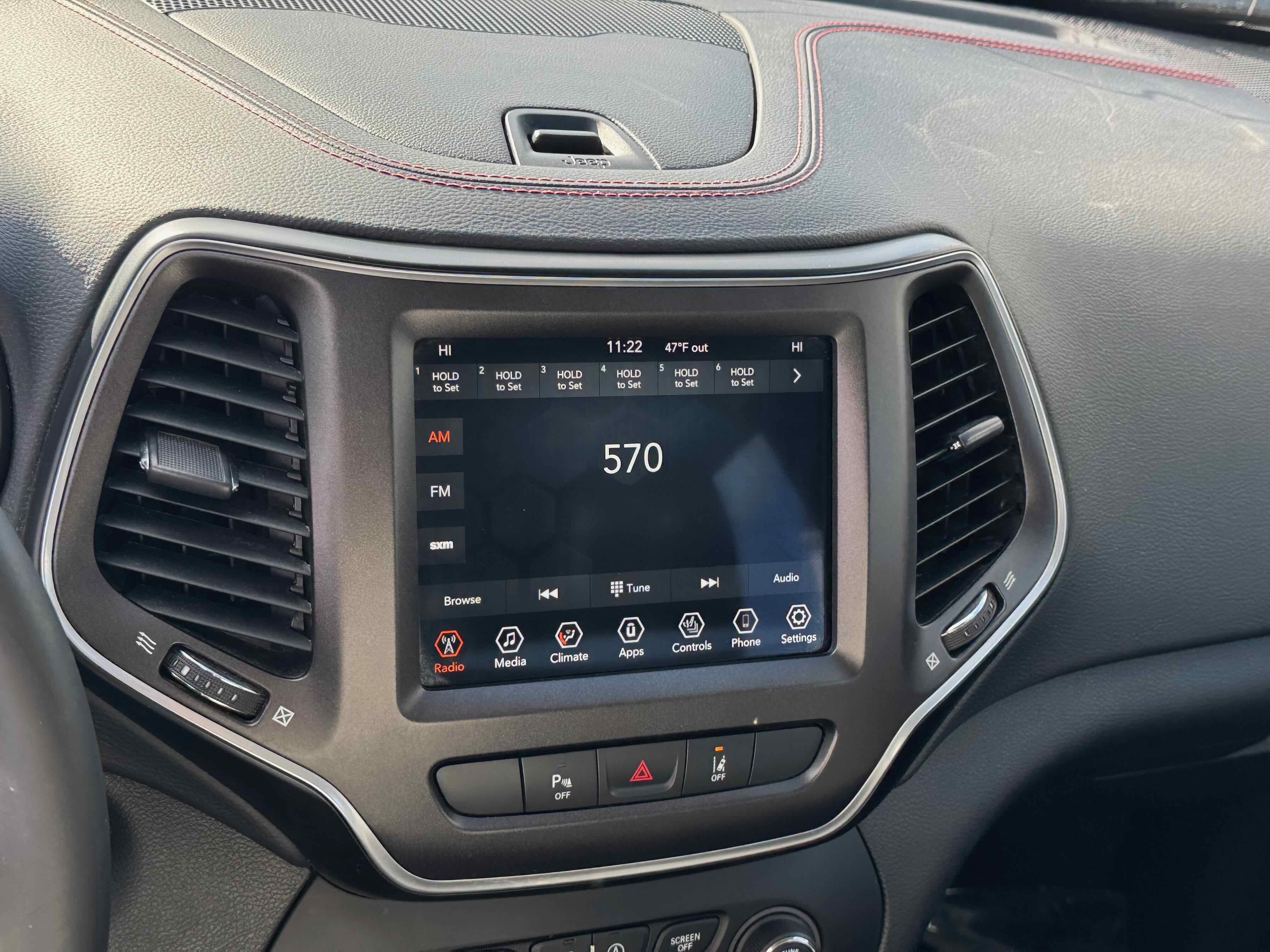 Used 2021 Jeep Cherokee Trailhawk w/ Comfort/Convenience Group image 17