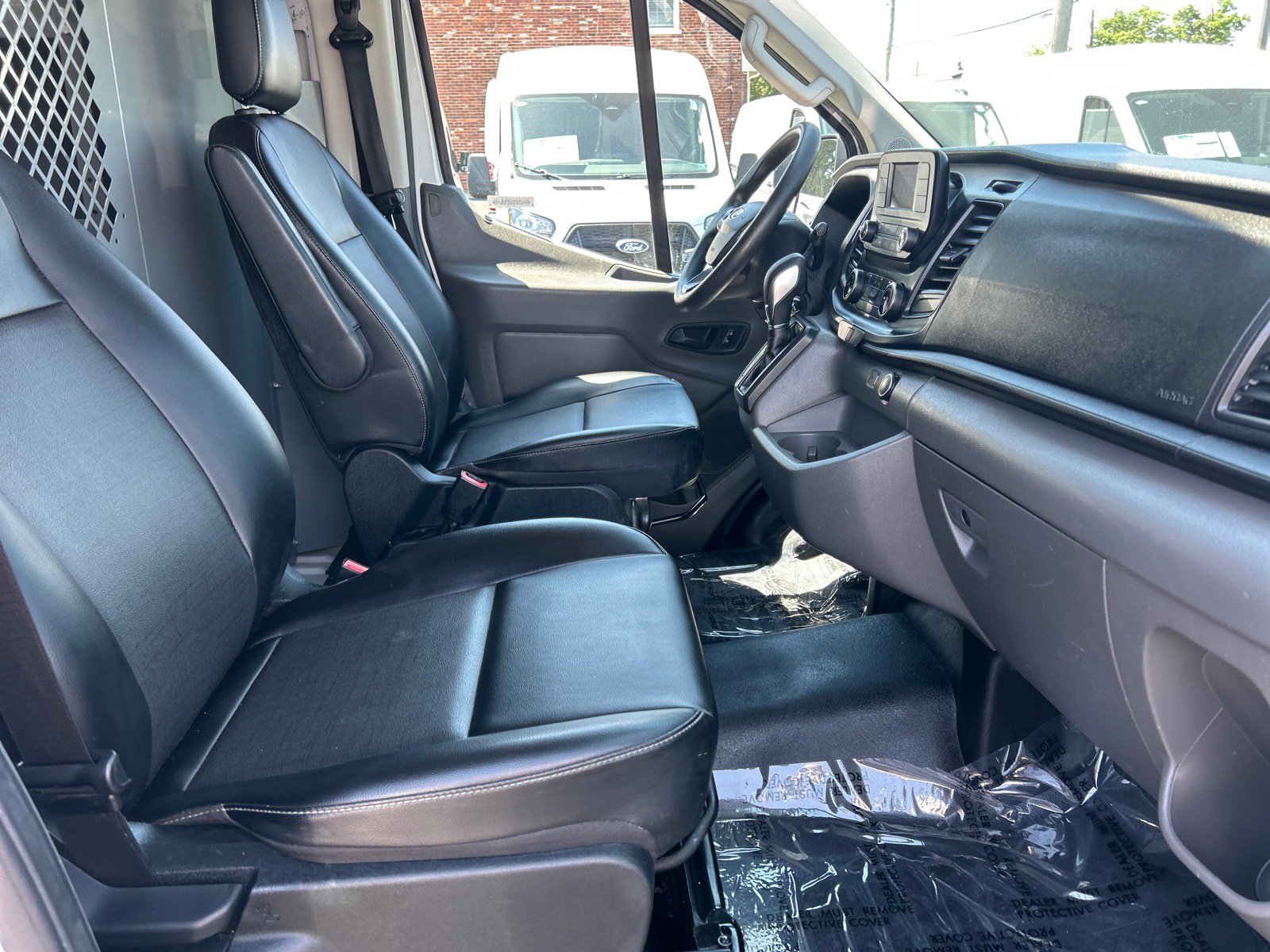 Certified 2020 Ford Transit 150 Low Roof RWD image 16