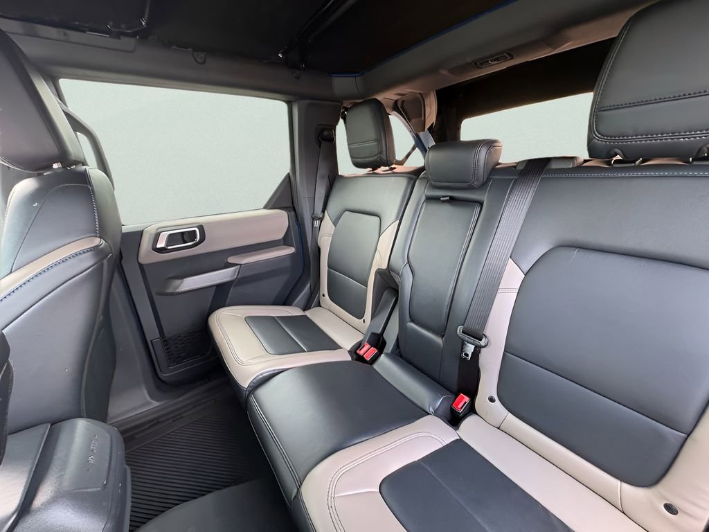 Certified 2022 Ford Bronco Wildtrak AWD/4WD image 18