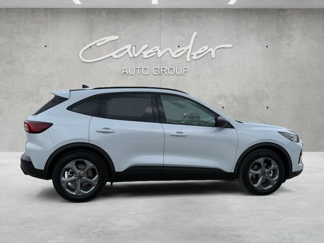 Certified 2025 Ford Escape ST-Line image 6