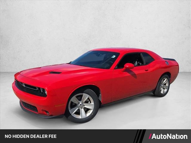 Used 2023 Dodge Challenger SXT RWD image 1