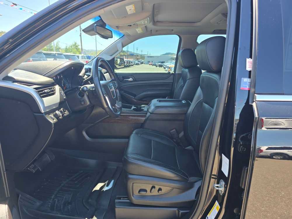 Used 2020 GMC Yukon SLT w/ Open Road Package AWD/4WD image 9