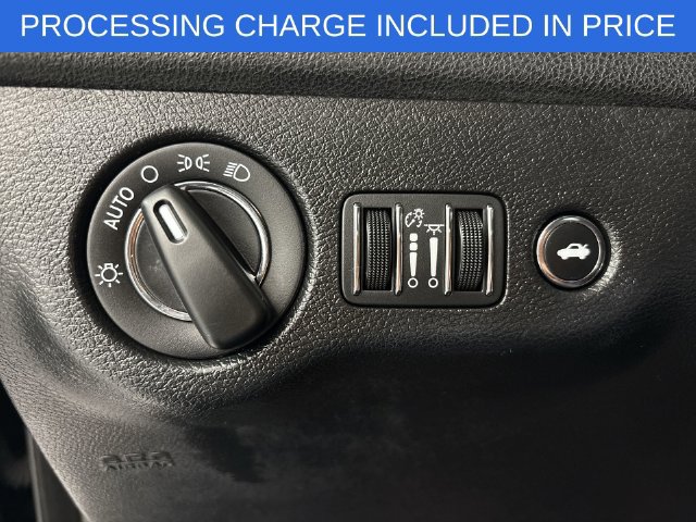 Used 2020 Chrysler 300 Touring L w/ Quick Order Package 2EF RWD image 19