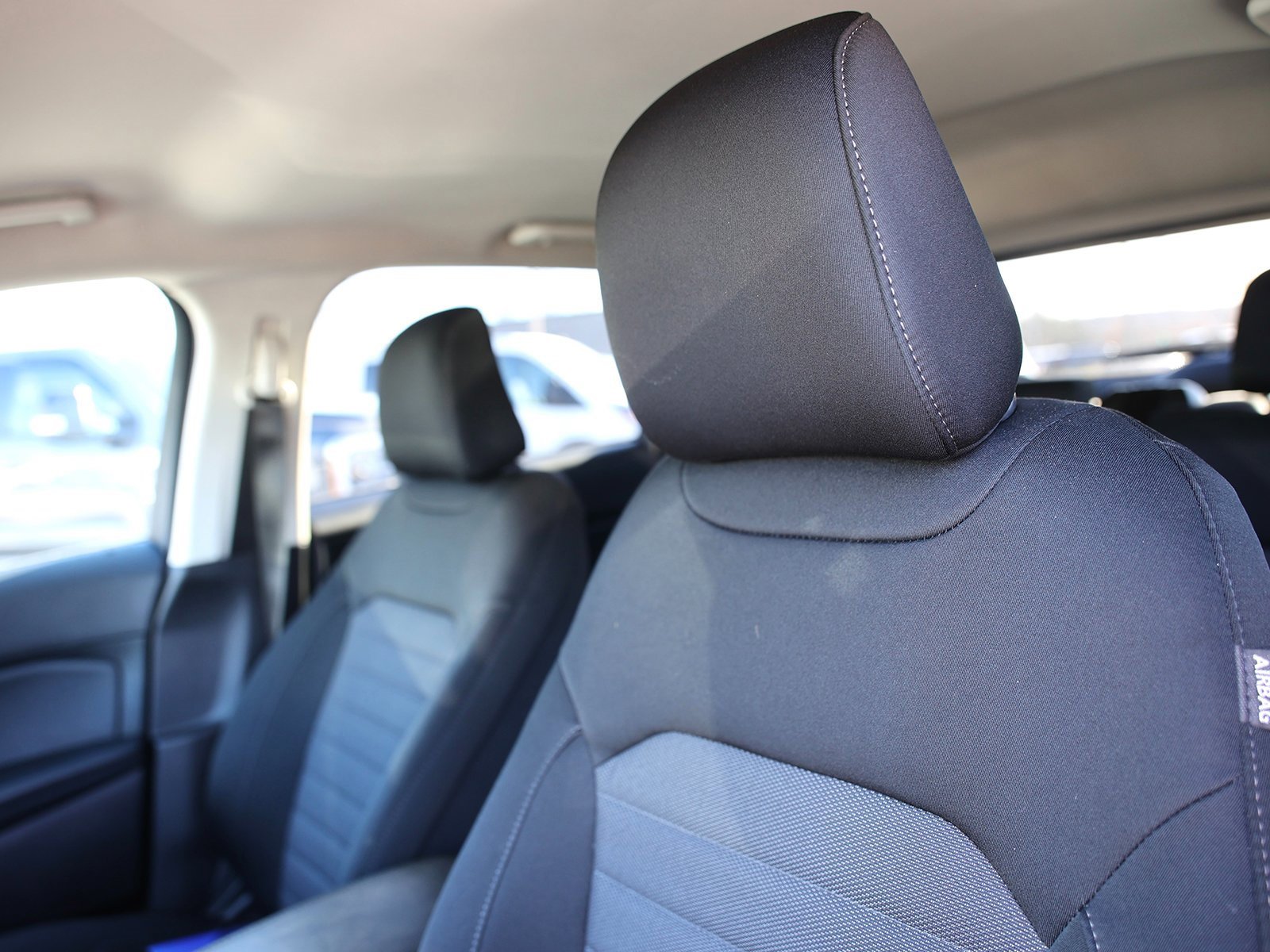 Certified 2023 Ford Edge SE w/ Black Appearance Package image 18