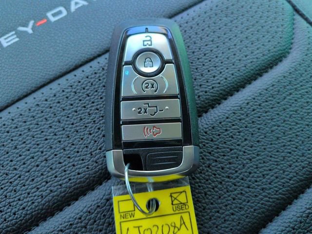 Certified 2024 Ford F250 Lariat w/ Lariat Ultimate Package image 20