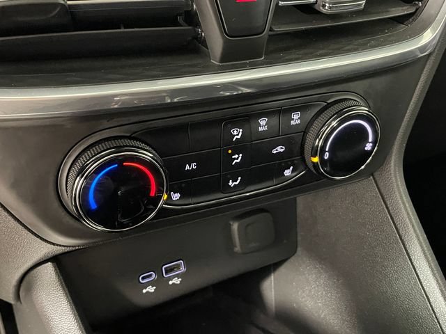Used 2024 Buick Encore GX Preferred w/ Comfort Package AWD/4WD image 9