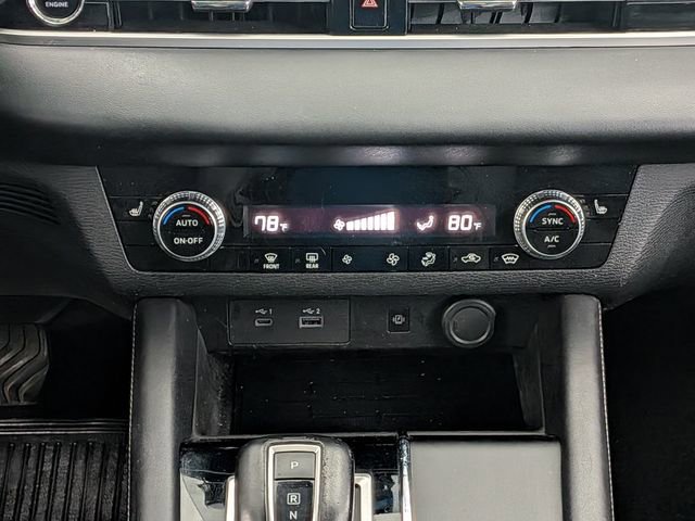 Used 2024 Mitsubishi Outlander SE image 31