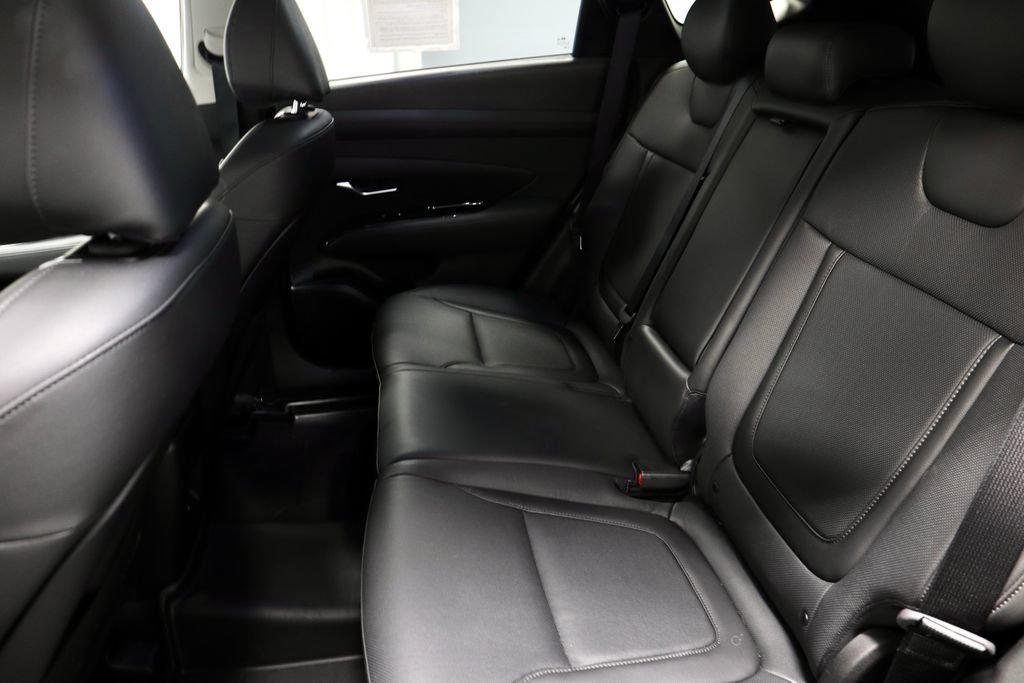 Used 2025 Hyundai Tucson Limited AWD/4WD image 23