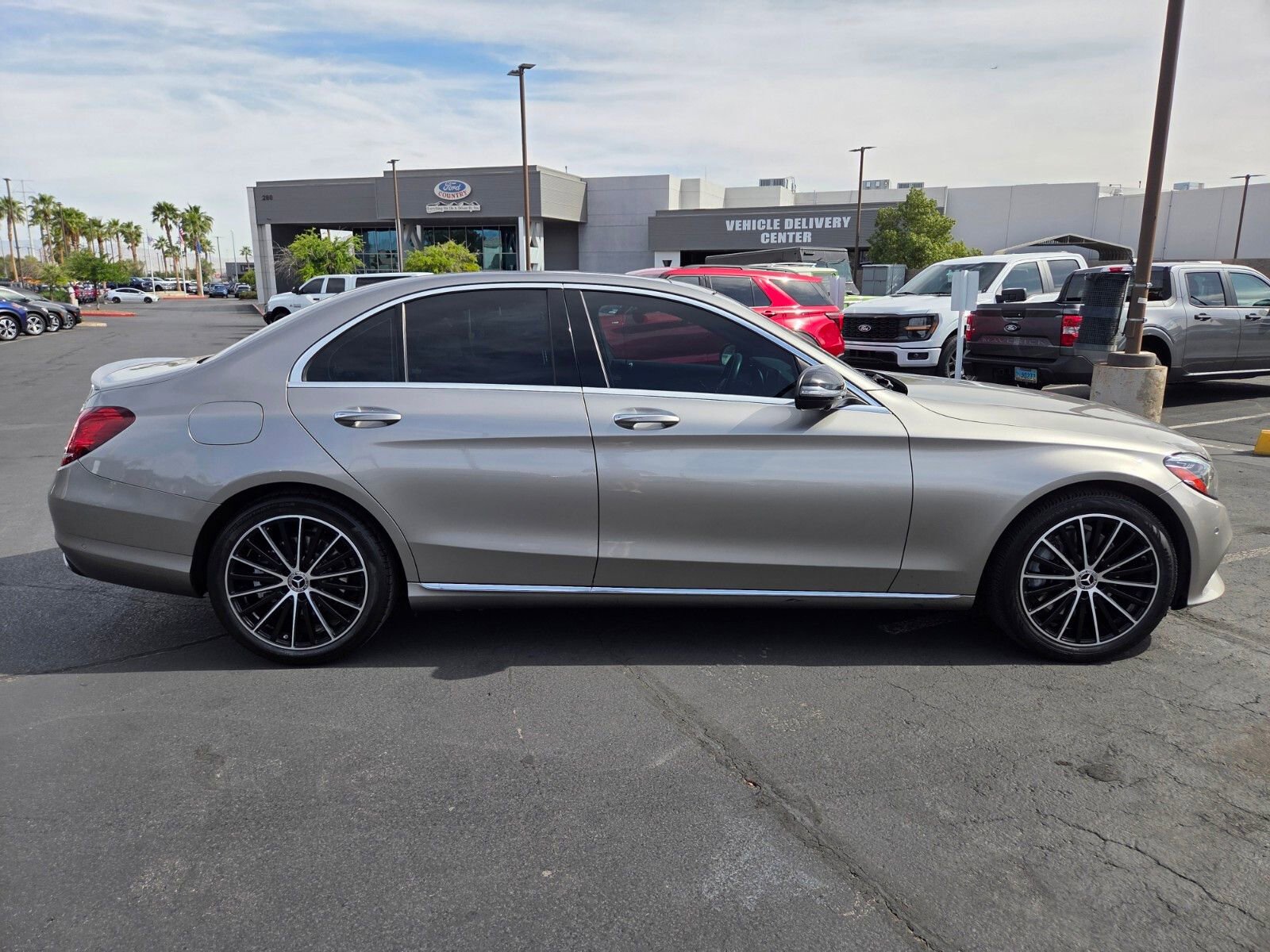 Used 2019 Mercedes-Benz C 300 Sedan image 7