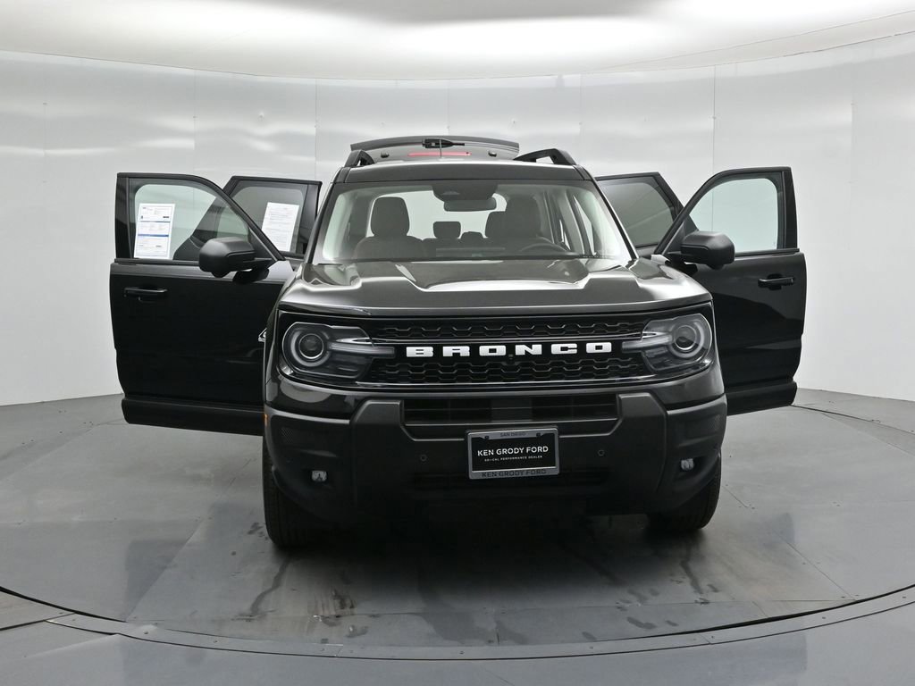 Certified 2025 Ford Bronco Sport Outer Banks w/ Outer Banks Tech Package+ image 58