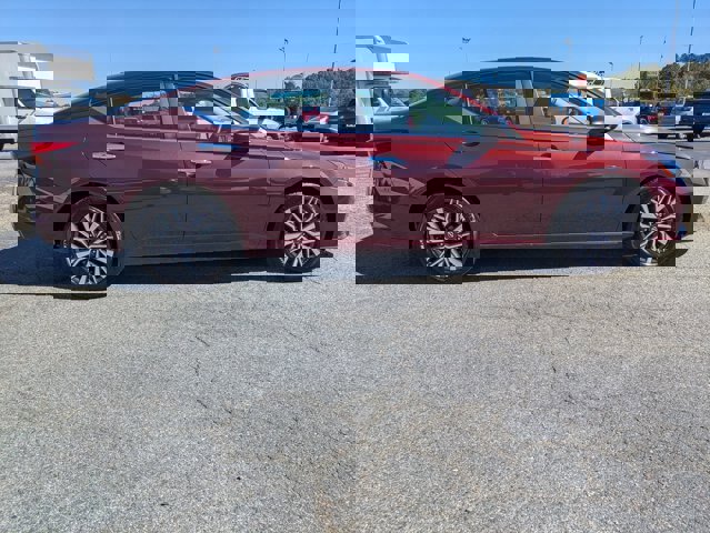 Used 2024 Nissan Altima 2.5 SV image 6