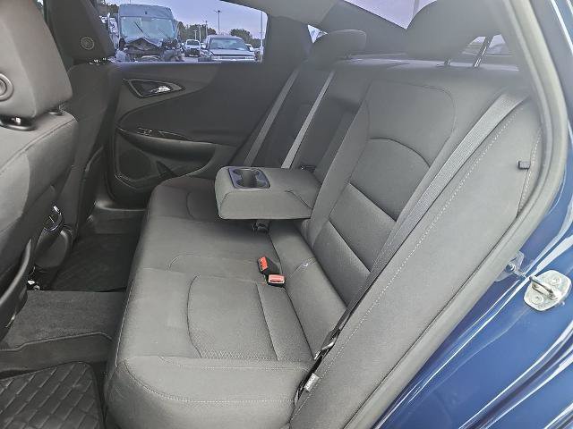 Used 2021 Chevrolet Malibu LT FWD image 13