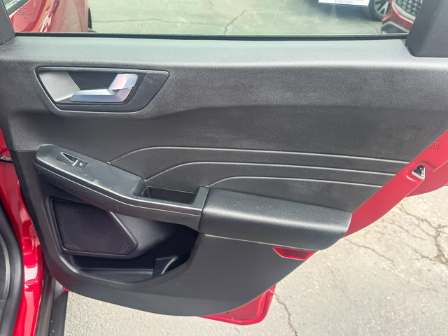 Certified 2024 Ford Escape ST-Line image 23