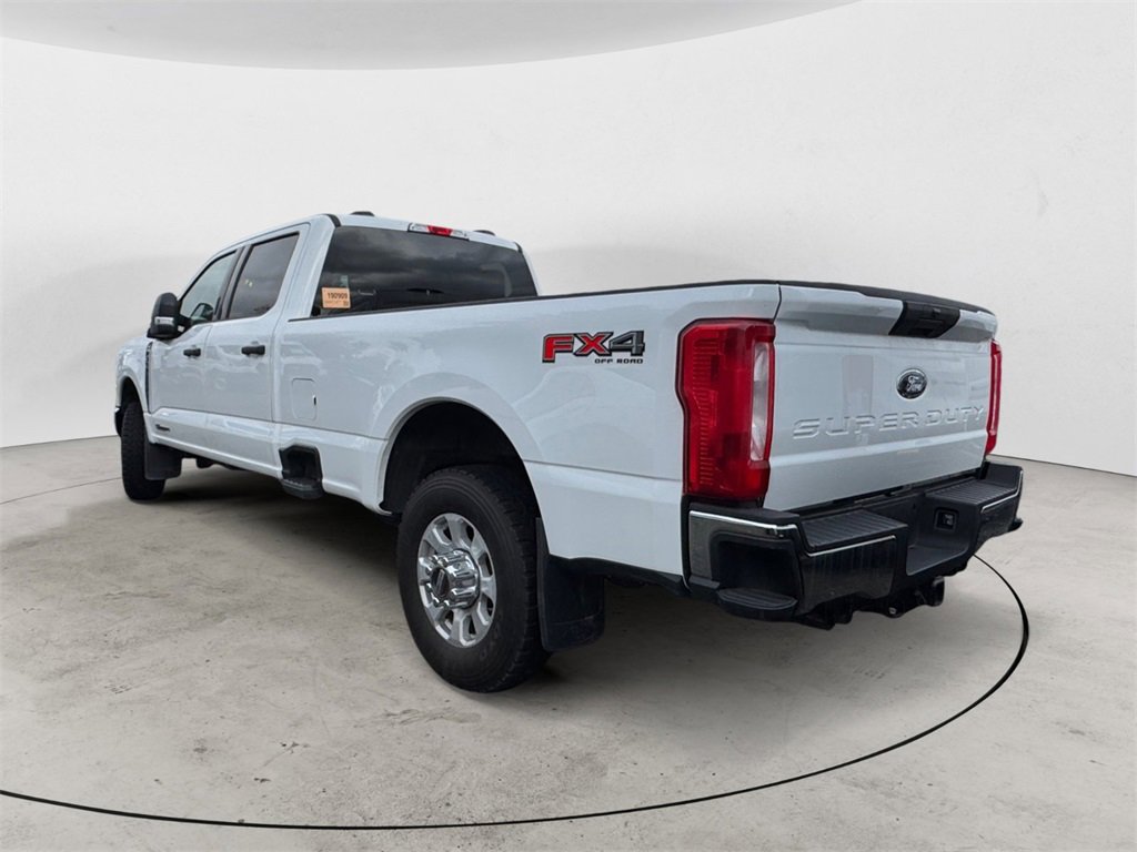 Certified 2024 Ford F350 XLT w/ FX4 Off-Road Package image 3