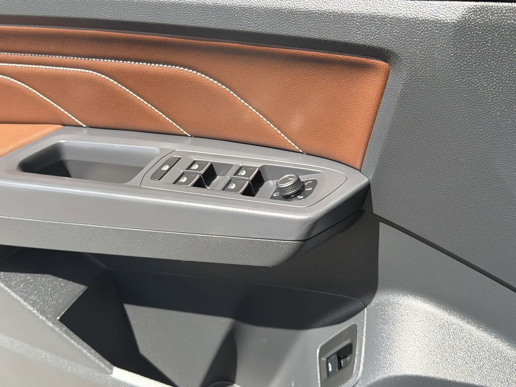 Used 2021 Volkswagen Atlas SEL Premium AWD/4WD image 22