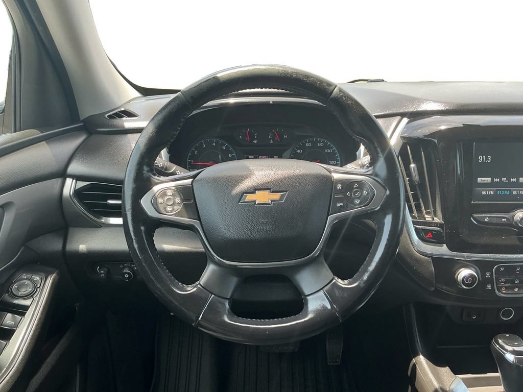 Used 2018 Chevrolet Traverse LT FWD image 18