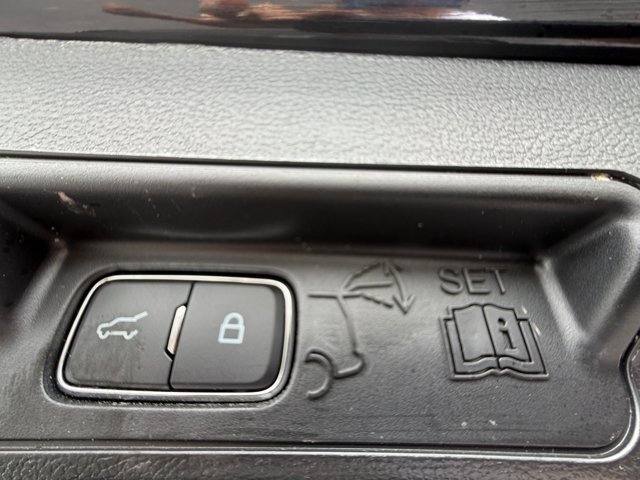 Certified 2025 Ford Explorer ST-Line AWD/4WD image 33
