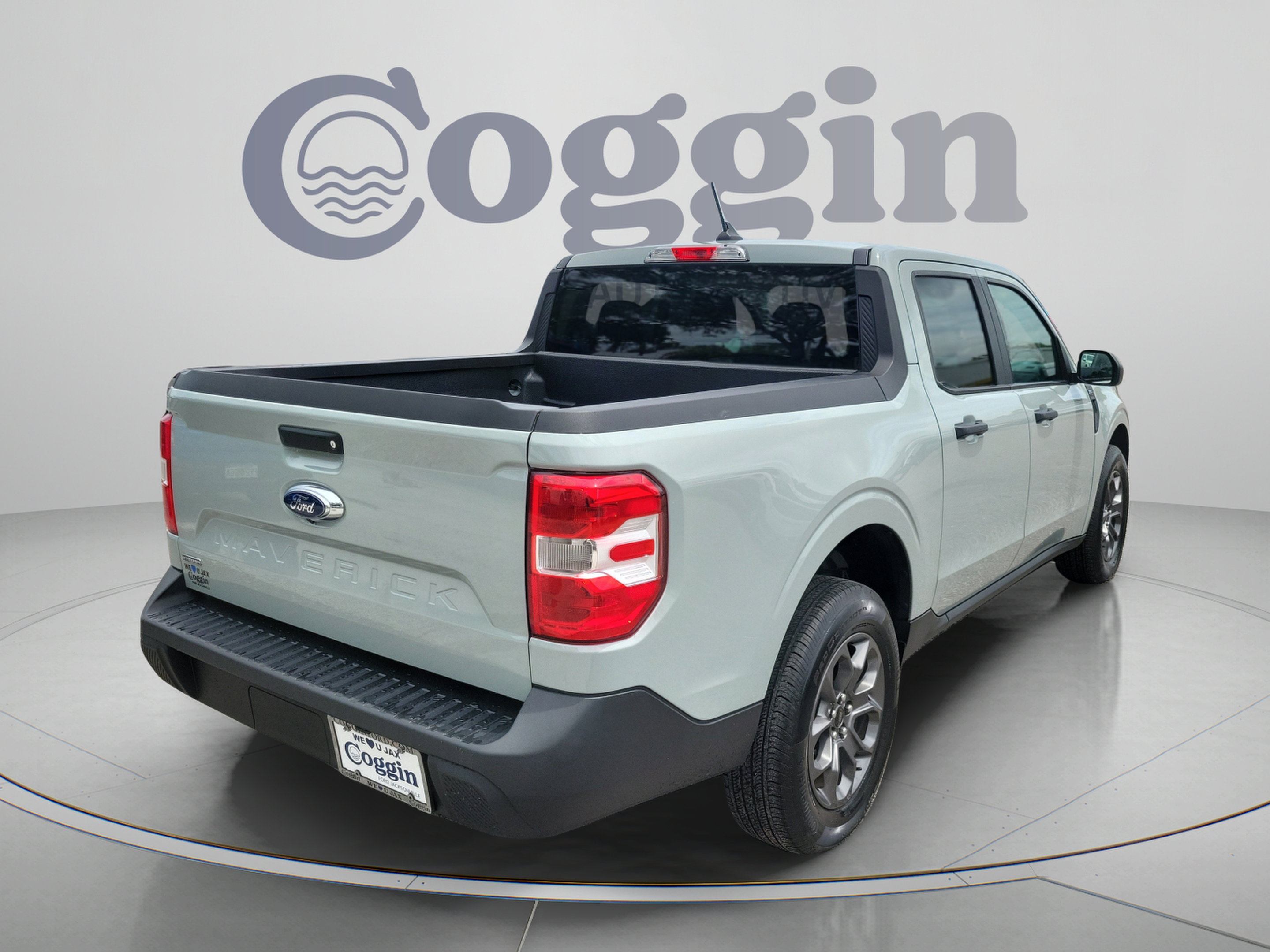 Certified 2024 Ford Maverick XLT FWD image 3