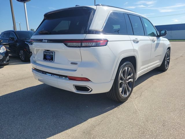 Used 2024 Jeep Grand Cherokee Overland AWD/4WD image 6