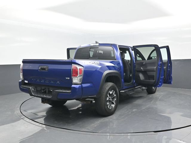Used 2022 Toyota Tacoma TRD Off-Road w/ TRD Premium Off Road Package AWD/4WD image 32