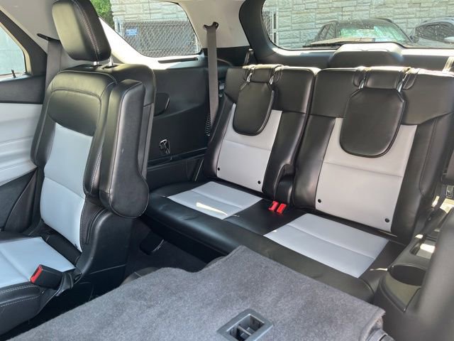 Certified 2023 Ford Explorer XLT w/ Equipment Group 202A AWD/4WD image 45