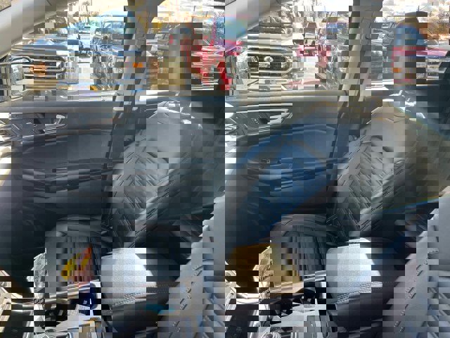 Certified 2022 Ford Edge SEL w/ Convenience Package image 10