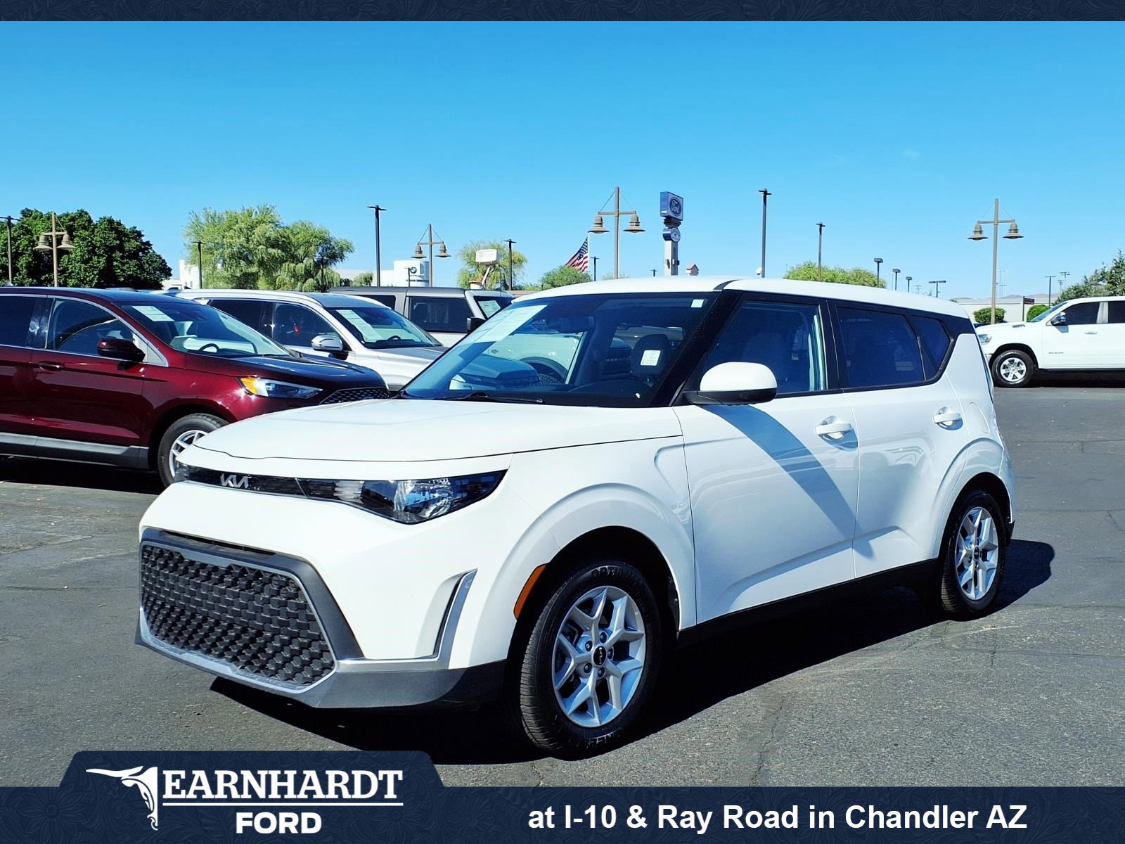 Used 2025 Kia Soul LX image 7