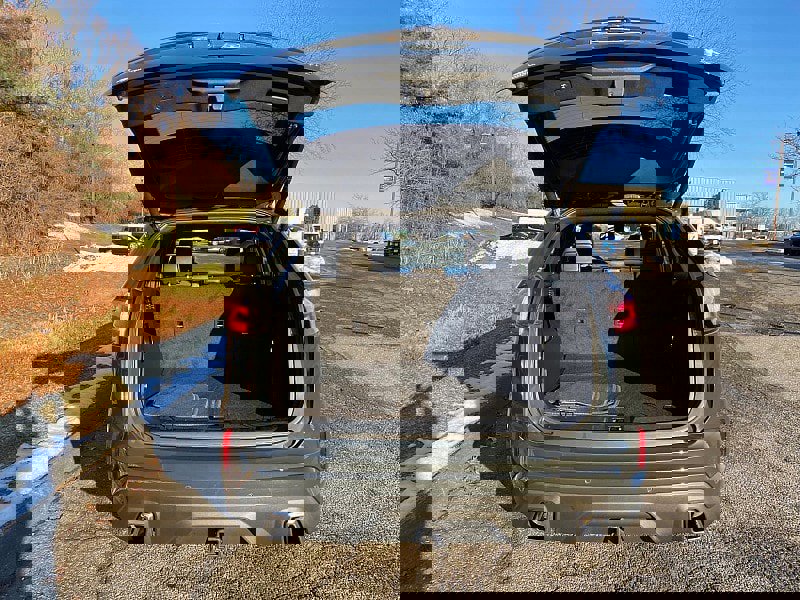 Certified 2022 Ford Edge ST w/ Equipment Group 401A image 10