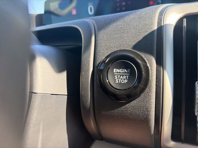 Certified 2025 Ford Expedition Active AWD/4WD image 57