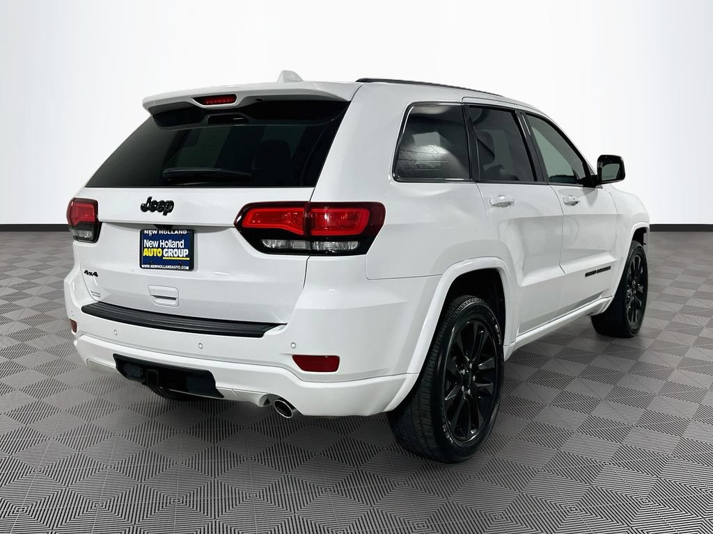 Used 2021 Jeep Grand Cherokee Laredo X AWD/4WD image 9