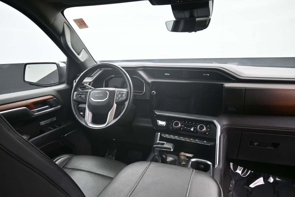 Used 2023 GMC Sierra 1500 Denali w/ Denali Reserve Package AWD/4WD image 13
