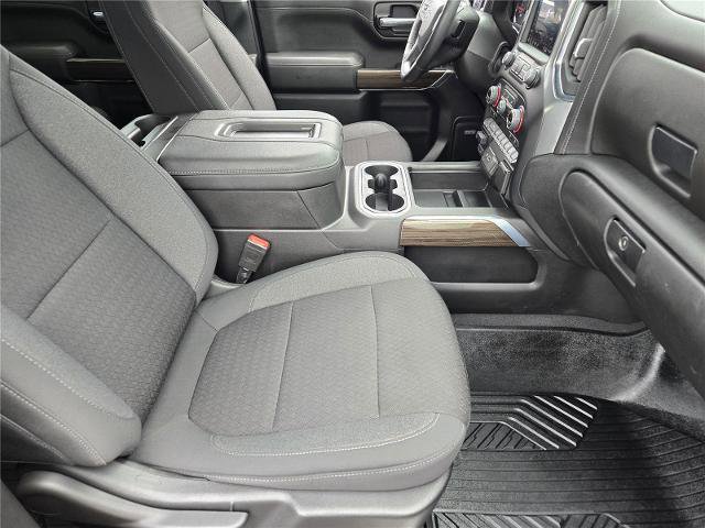 Used 2022 Chevrolet Silverado 1500 LT Trail Boss w/ Convenience Package II AWD/4WD image 13