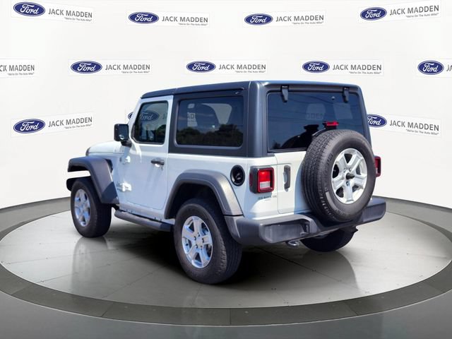 Used 2020 Jeep Wrangler Sport AWD/4WD image 3