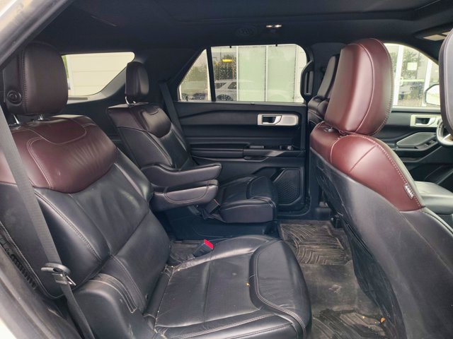 Certified 2020 Ford Explorer Platinum w/ Premium Technology Package AWD/4WD image 17