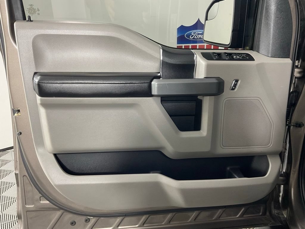 Certified 2018 Ford F150 XLT AWD/4WD image 12