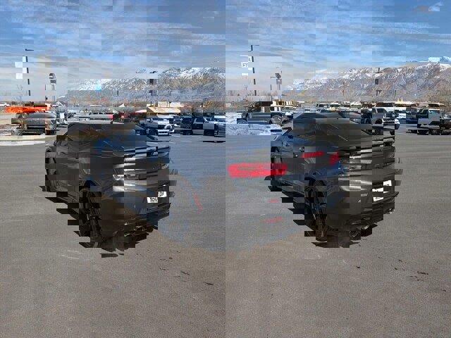 Used 2017 Chevrolet Camaro SS image 3