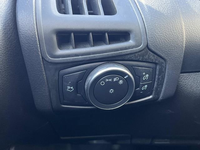 Certified 2017 Ford Focus SE image 27