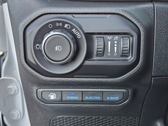 Used 2021 Jeep Wrangler Unlimited Sahara w/ Dual Top Group image 26