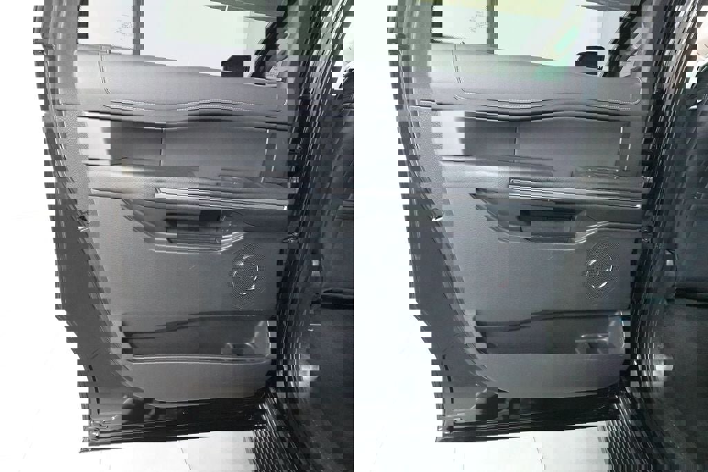 Certified 2024 Ford Expedition Max XLT image 24