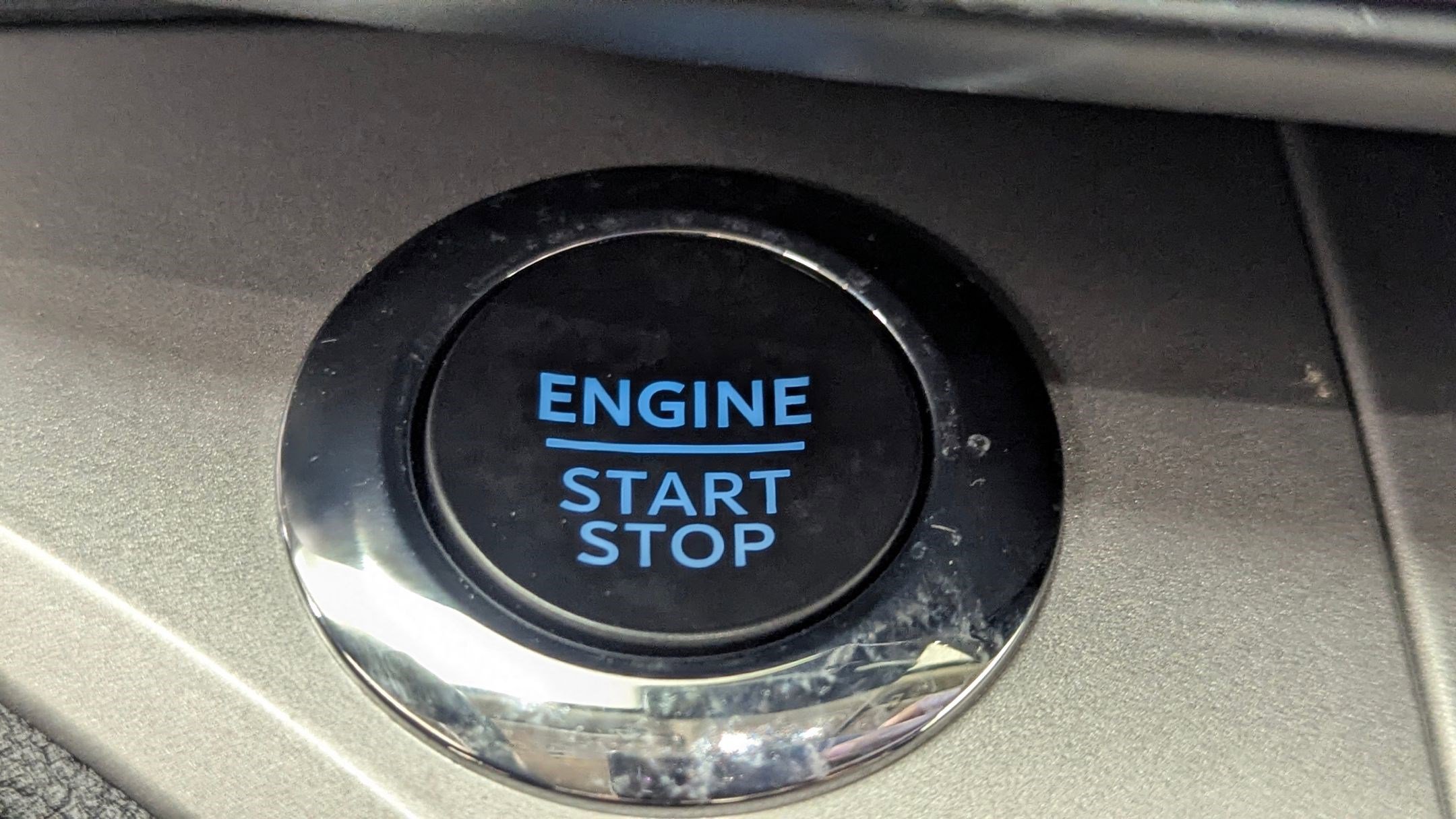 Certified 2022 Ford Explorer XLT w/ Equipment Group 202A image 29