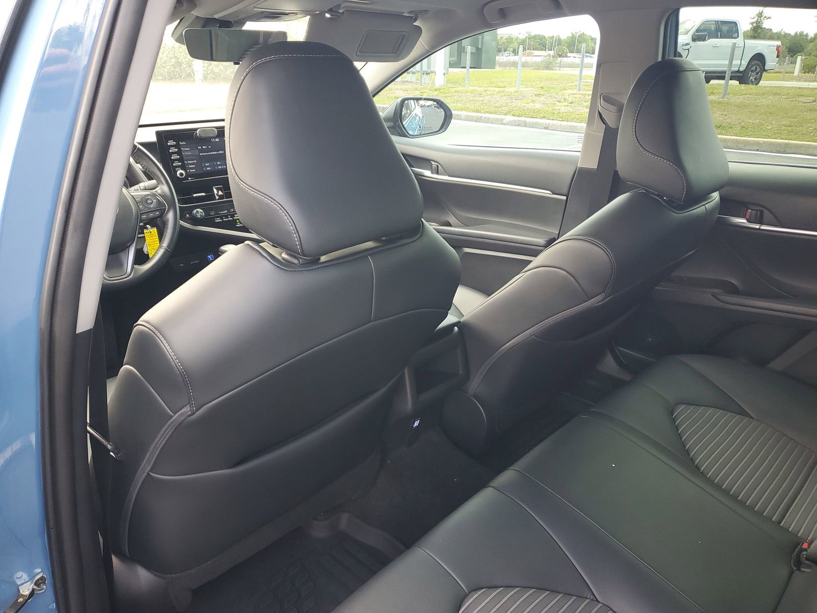 Used 2023 Toyota Camry SE FWD image 10