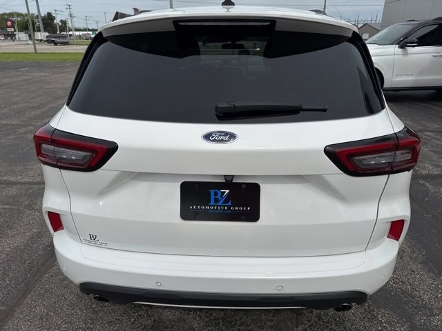 Certified 2024 Ford Escape ST-Line w/ Tech Pack #1 AWD/4WD image 5